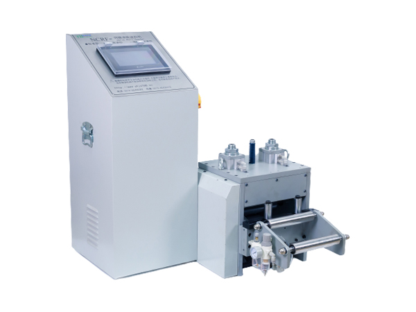 NCRF-J智能型伺服滾輪送料機(jī)