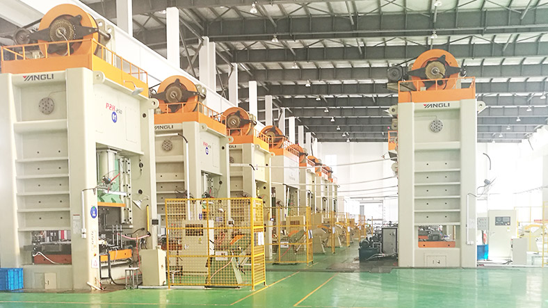 萬隆智能伺服滾輪送料機(jī)案例！