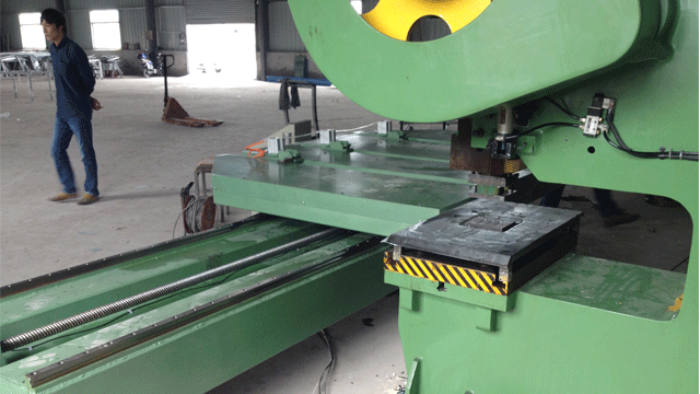 沖壓送料機(jī)的使用與保養(yǎng)延長壽命！